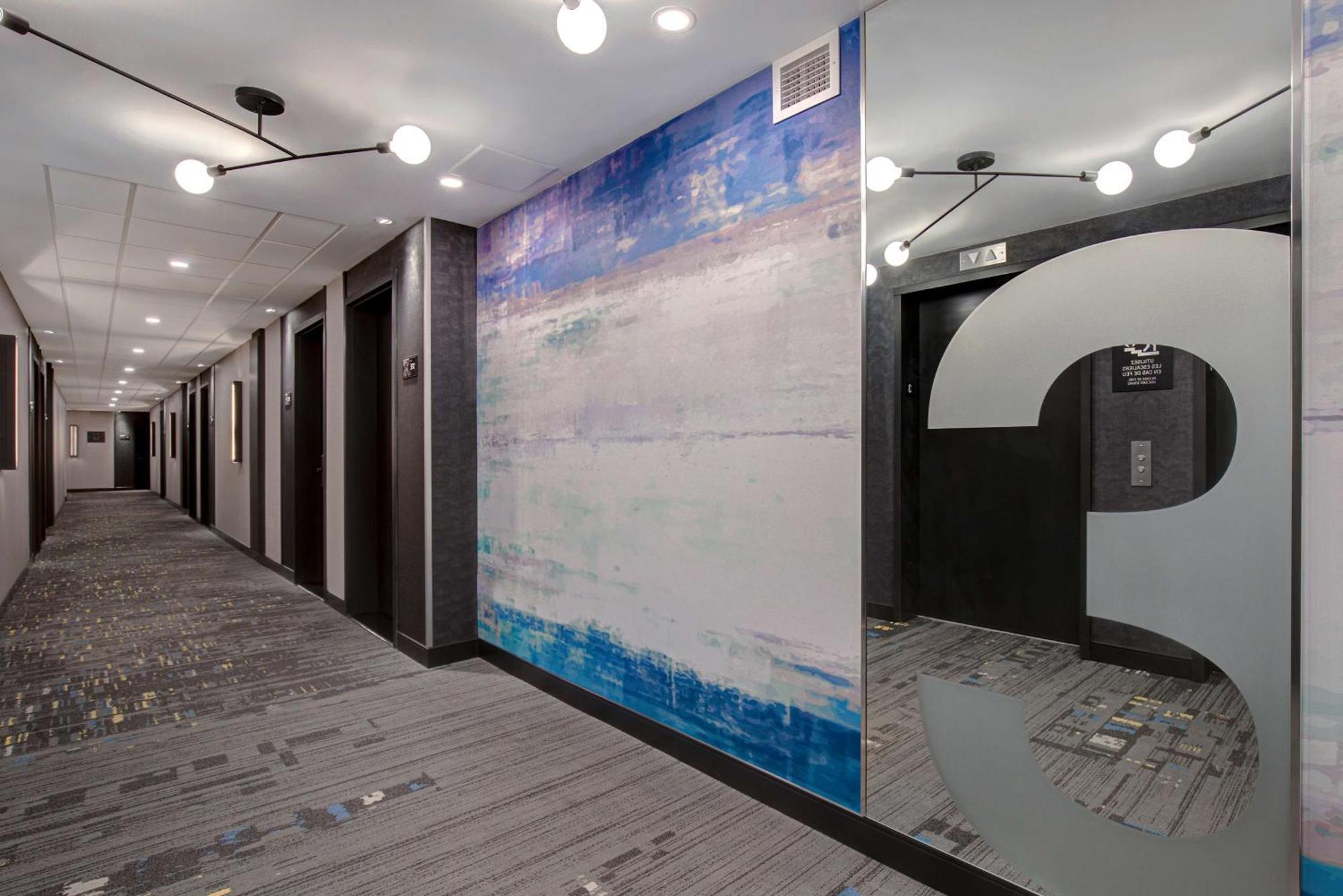 Hampton Inn Montreal Downtown, Qc Esterno foto