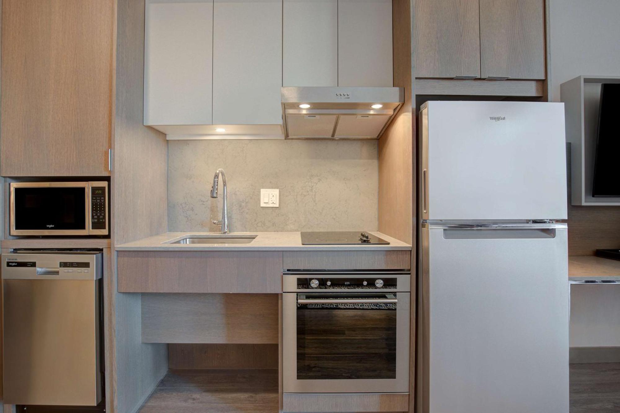 Hampton Inn Montreal Downtown, Qc Esterno foto