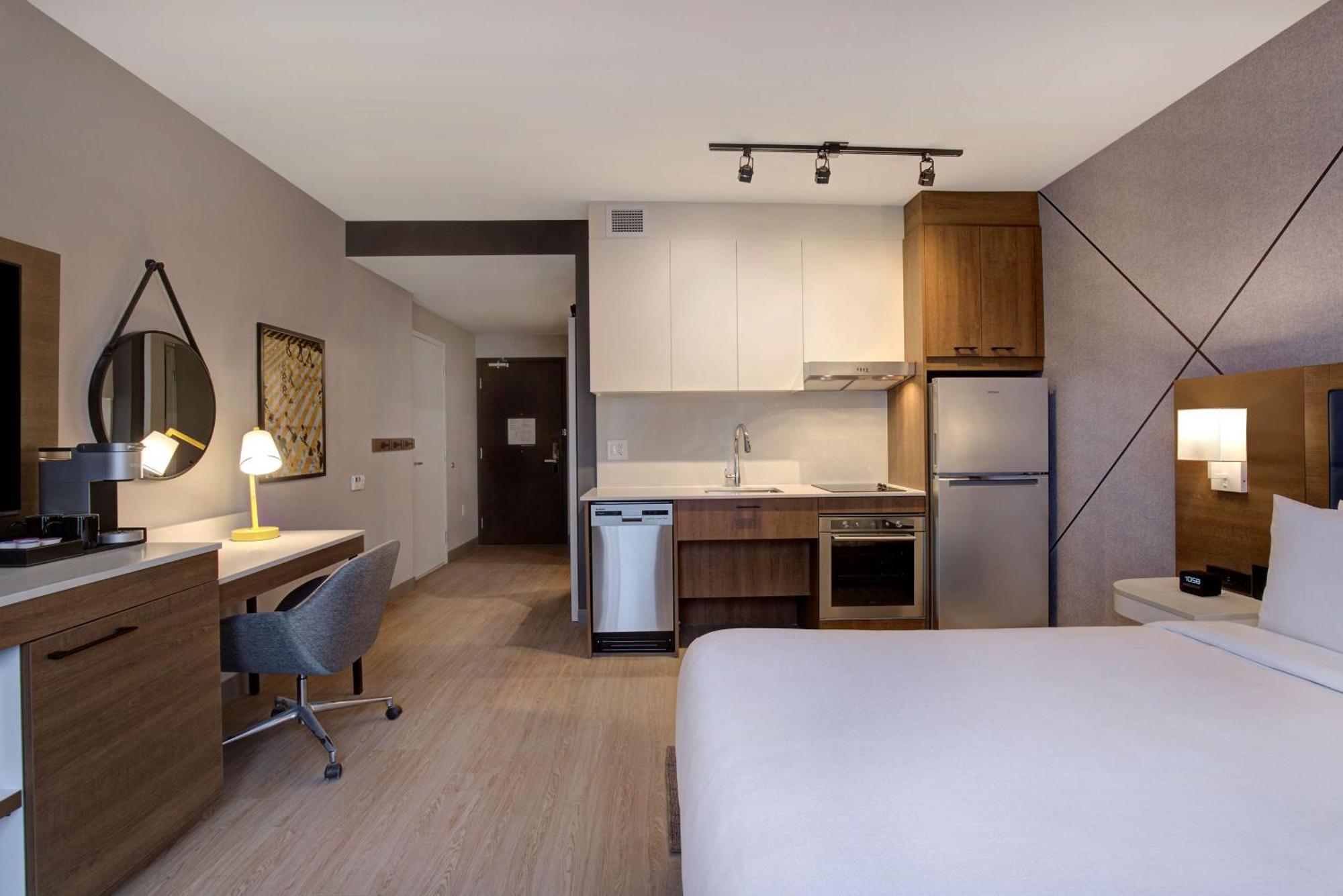 Hampton Inn Montreal Downtown, Qc Esterno foto