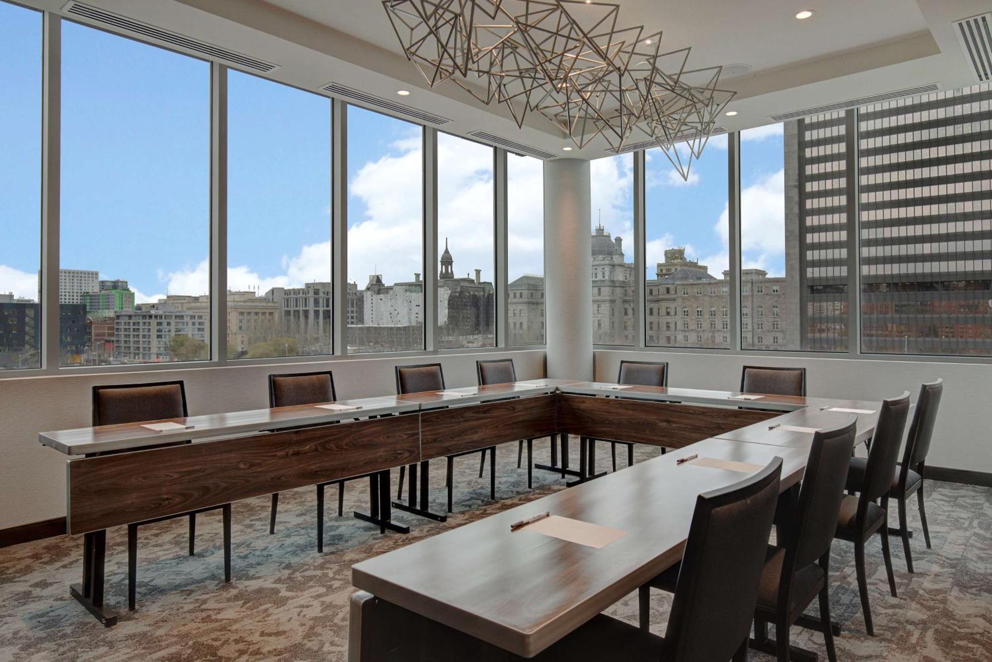 Hampton Inn Montreal Downtown, Qc Esterno foto