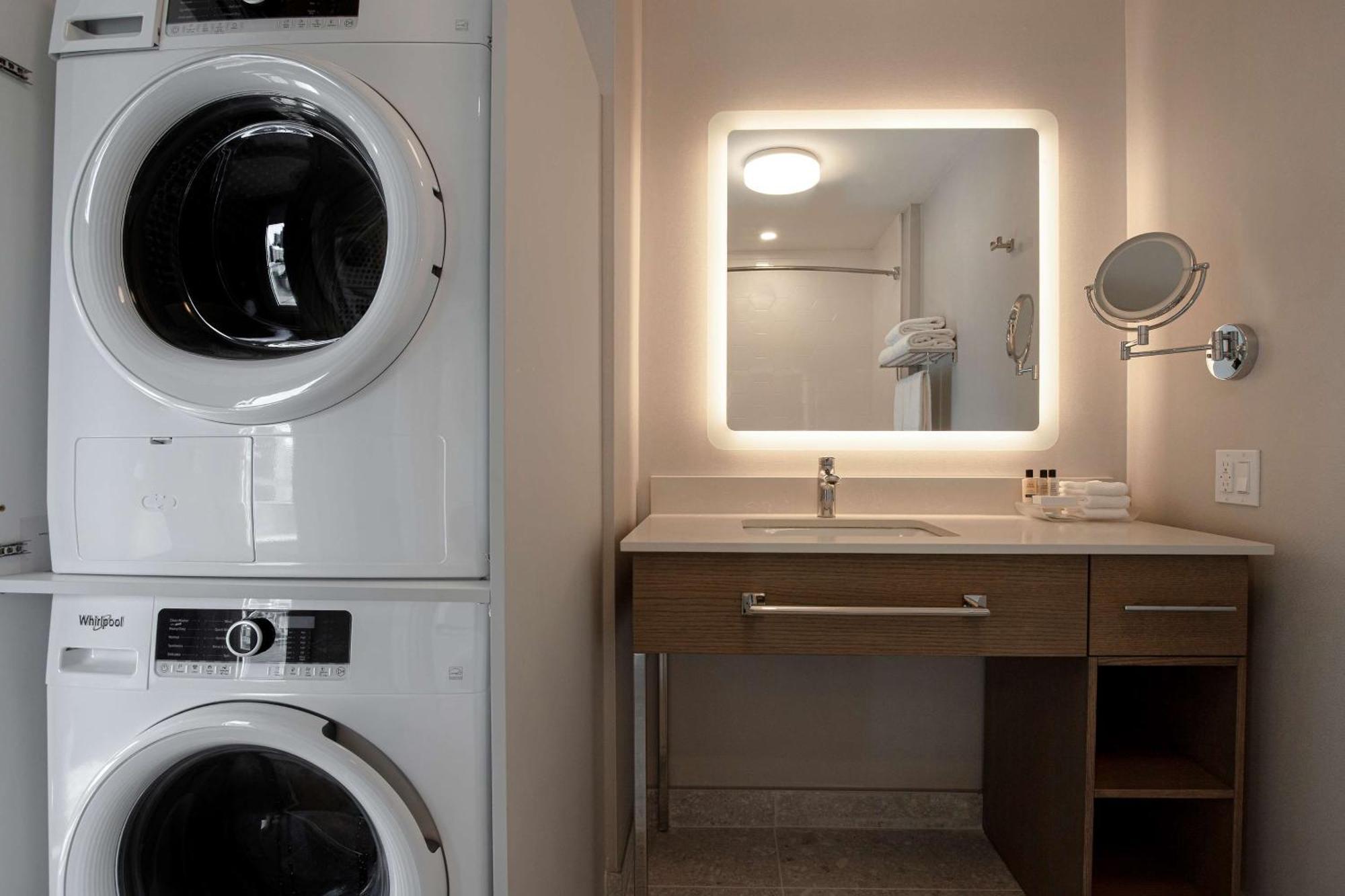 Hampton Inn Montreal Downtown, Qc Esterno foto