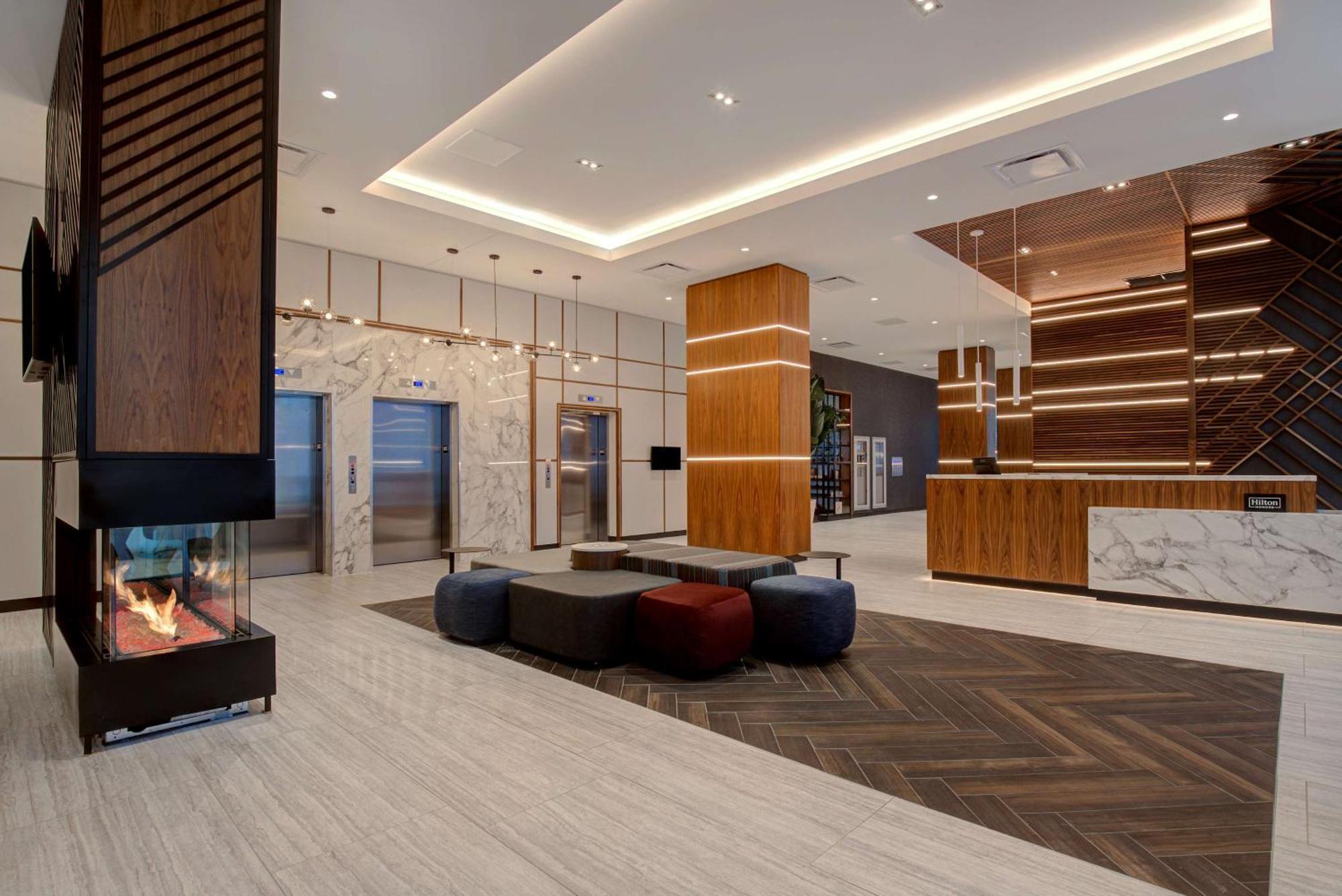 Hampton Inn Montreal Downtown, Qc Esterno foto